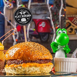Kids Burger + Batata frita Artesanal