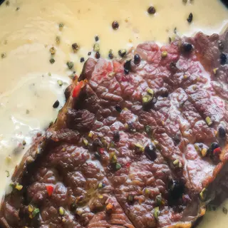 Bife com Três Pimentas
