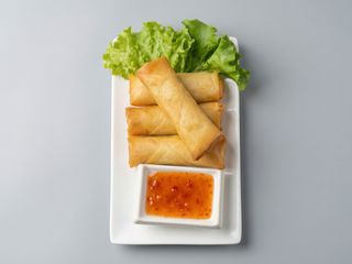 Frango spring rolls 