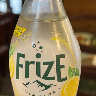 Frize lemao