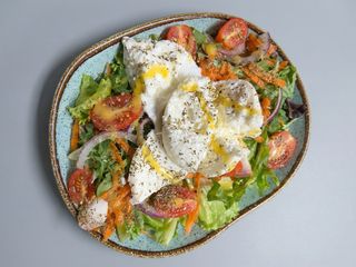 Salada de queijo Burrata