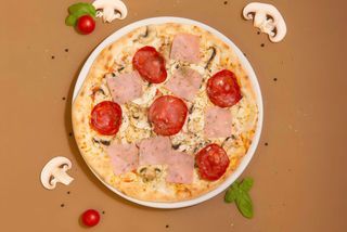 Pizza Fiambre e Chourição