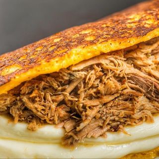 Cachapa Carne e queijo