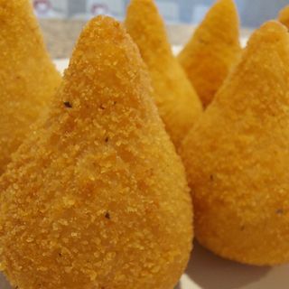 Coxinha de Queijo com Fiambre 1un