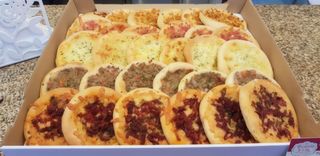 Esfiha Queijo com Fiambre