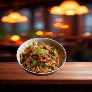 N. 20 Yakisoba de Carne de Vaca