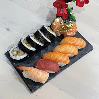 F49 Sushi Combinado