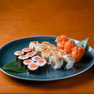 F29 Sushi Combinado