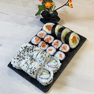 F47 Sushi Combinado