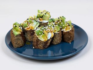 S10-Maki salmao frito / abacate 6 pcs