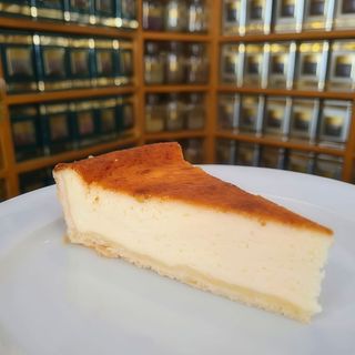Tarte de Requeijão da Madeira com Doce de Frutos Vermelhos
