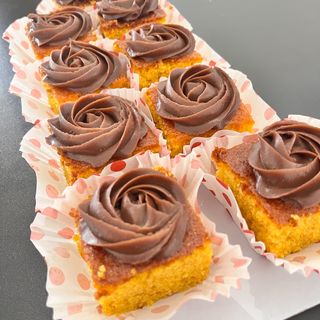 Cup Cake de Cenoura com Cobertura de Brigadeiro