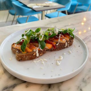 Tosta Aberta de Frango e Bacon