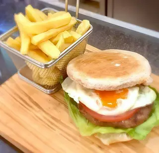 Menu Hambúrguer em Bolo do Caco