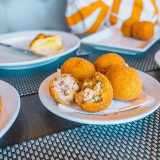 Croquetes de Presunto e Queijo Tetilha