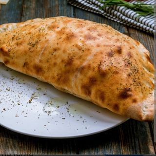Pizza Calzone