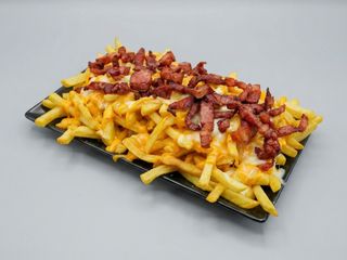 FRITAS COM CHEDDAR E BACON