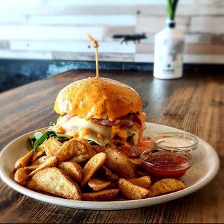 Hambúrguer de Frango Crocante com Queijo Cheddar