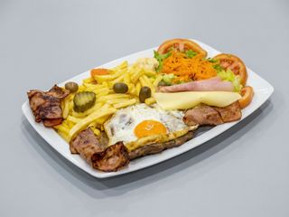 Prego em Prato à Cufra