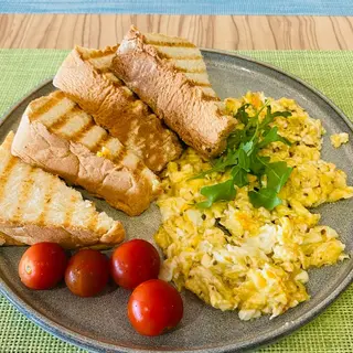 Ovos com Queijo