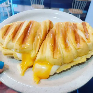 Croissant Tostada 3 queijos