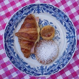 Mama's Sweet Breakfast
