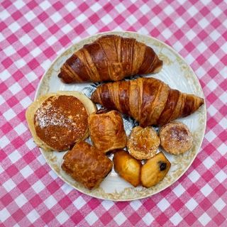 Mama's Pastry