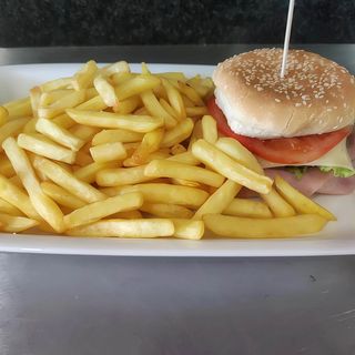 Hambúrguer à Nossa Moda