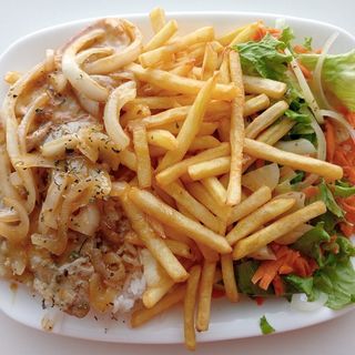 Bifinhos de Cebolada com Molho Mostarda