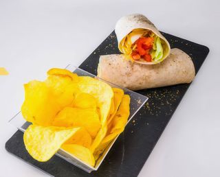 Wrap com ingredientes à escolha 