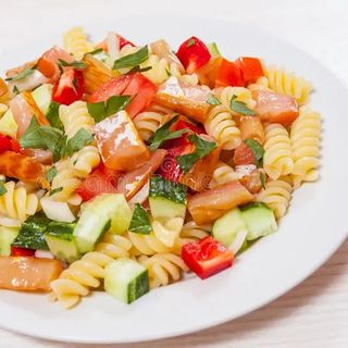 Massa Fusilli de Salmão Fumado (fria)