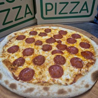 Pizza Miguel Oliveira 33cm - 8 Fatias