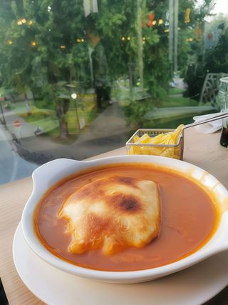 Francesinha Pérola Jovem