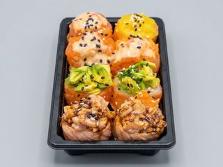  Gunkan Salmão Braseado