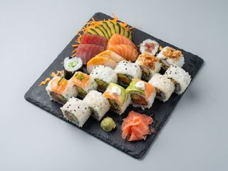 Sushi & Sashimi 12 Peças