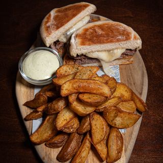 Prego do Lombo c/ Queijo Serpa