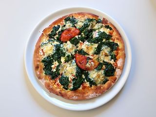 Pizza Boccone Média