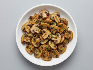 Cogumelos Salteados