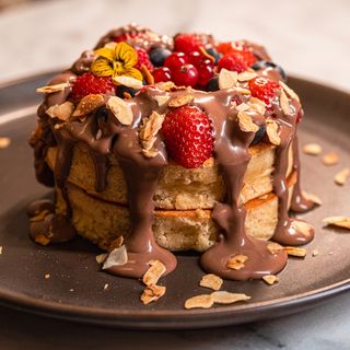 Panqueca Chocolate e Frutos vermelhos