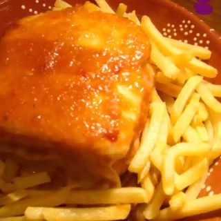 Francesinha de Maminha Grelhada