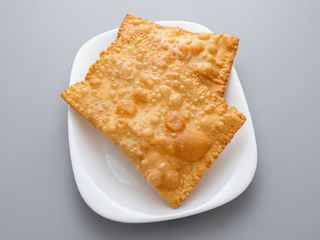 Pastel Brasileiro de pizza 