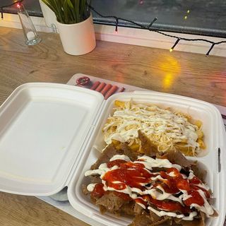 Prato kebab cum so Batata