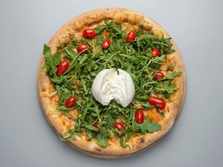 Pizza de Burrata (Médias)