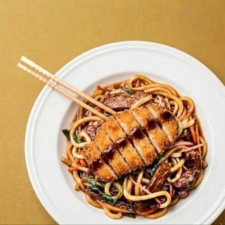 Udon com Frango Panado