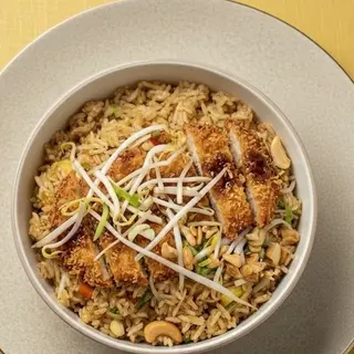 Arroz chaw chaw breaded chicken