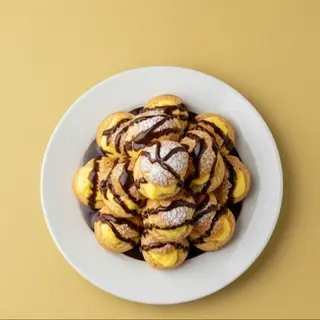PROFITEROLES CREME OVO 8 pieces