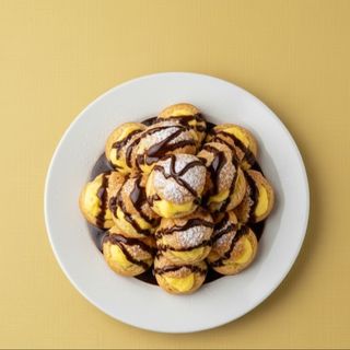 PROFITEROLES CREME OVO 8 pieces