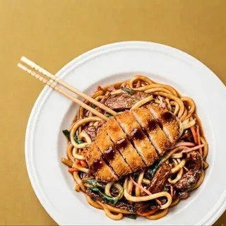 Udon com Frango Panado