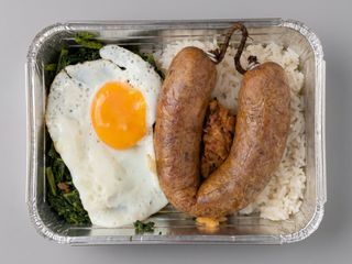 Alheira de Mirandela com Arroz, Ovo e Grelos