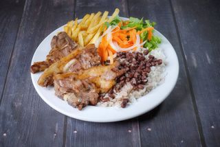 Churrasco Costeletas de Borrego